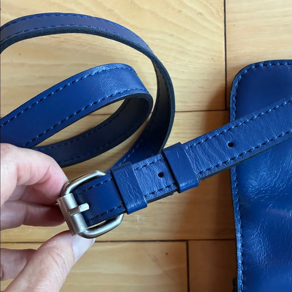 Patricia Nash lari in navy peony - Picture 8 of 16